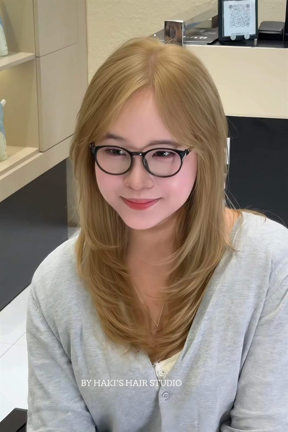 Kiểu tóc nhuộm vàng mật ong
